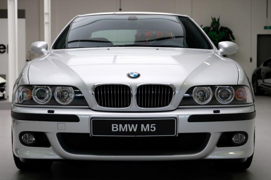  BMW M5 (E39) 2001 года  (EU) (фото 8 из 50)